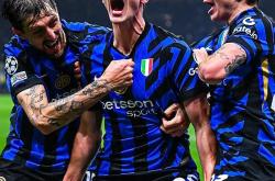 问鼎体育入口 -国际米兰训练开放日，今夜扳平良机引欢呼，足总杯在即，心理建设被强调 