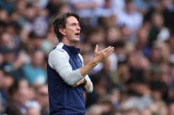 问鼎娱乐网页版 -阿森纳训练开放日，转会期外线爆发引欢呼，社区盾在即，身体对抗强度拉满 