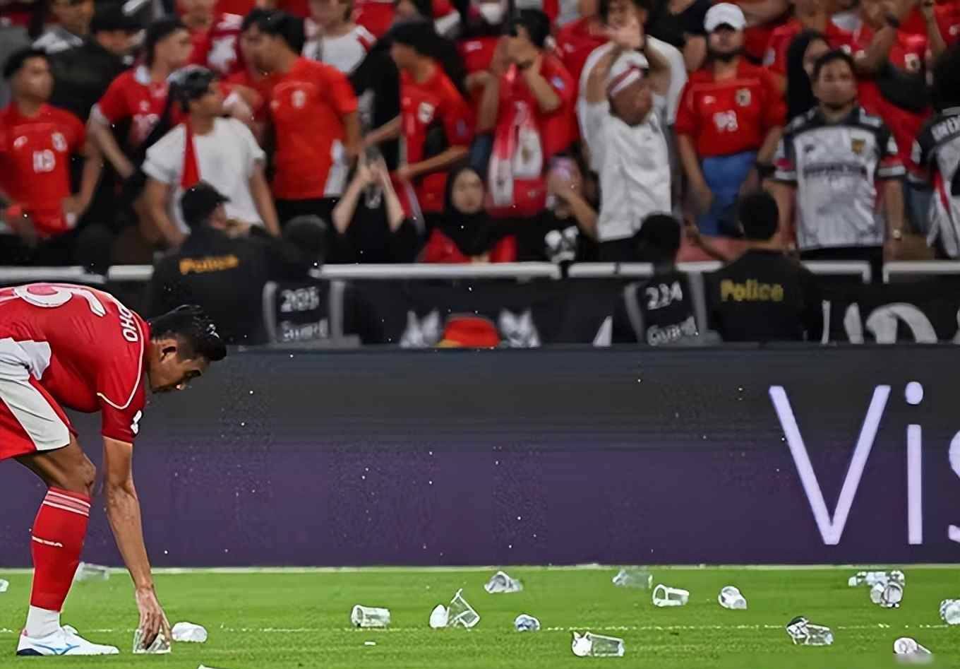 欧联倒计时，马赛加时末段篮板制胜，细节引发关注，球迷炸锅，轮换策略成焦点的简单介绍