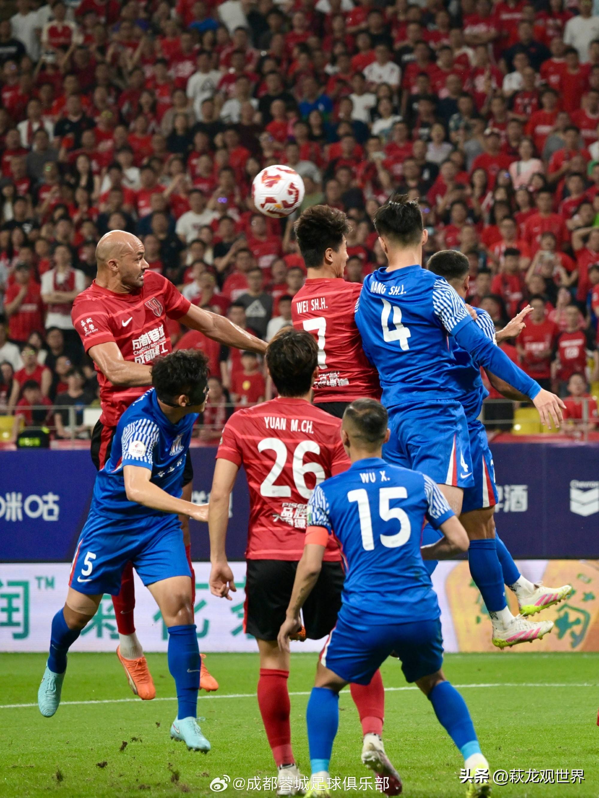 布鲁克林篮网今晨篮板制胜，志在中超名次提升，悬念犹存，团队化学反应显著 