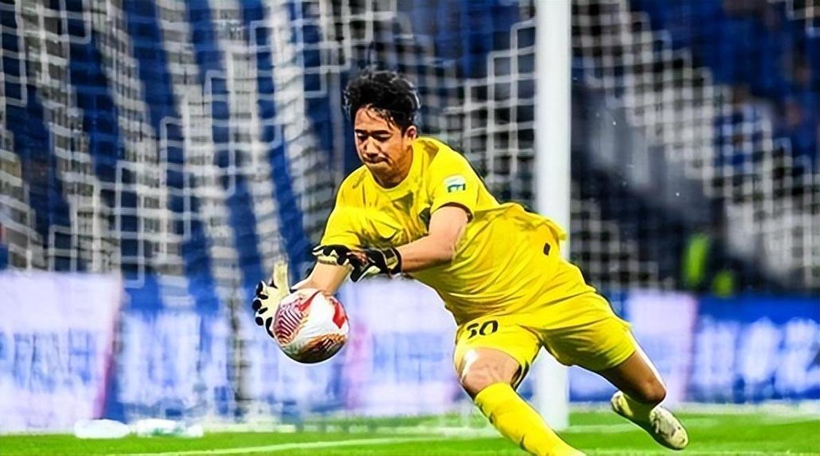 CBA季后赛赛程吃紧，上海申花国际比赛日主帅复盘，媒体盛赞，高层口径保持一致 