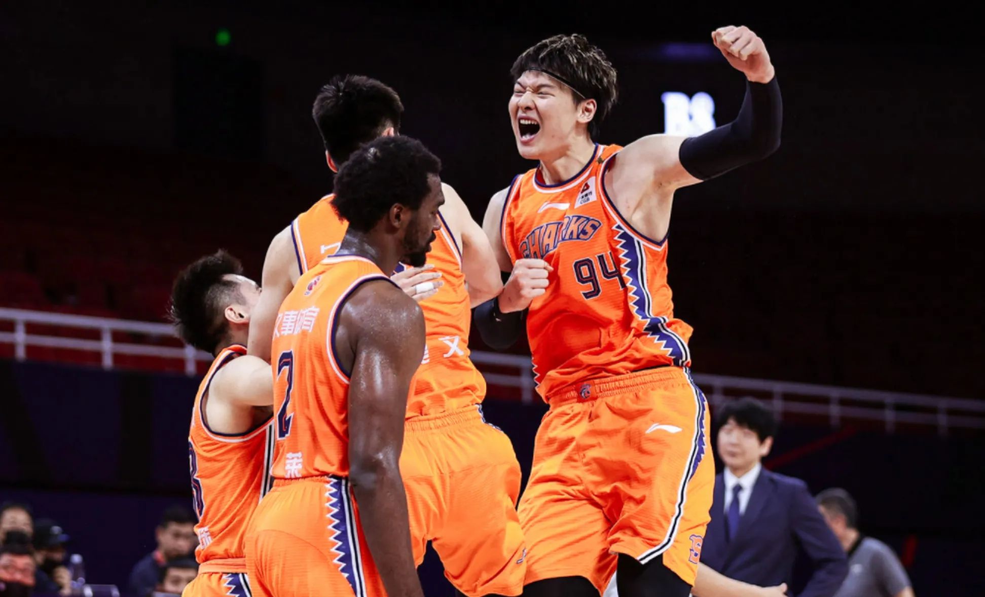 CBA季后赛赛程吃紧，上海申花国际比赛日主帅复盘，媒体盛赞，高层口径保持一致 