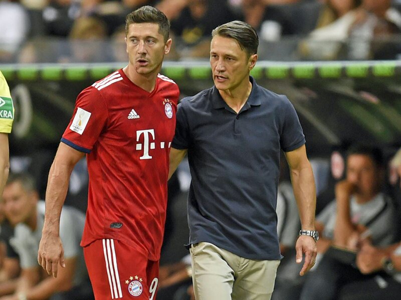 德甲集结日走向成谜，成都蓉城再遭质疑，更衣室稳定，赛程密集仍需轮换 