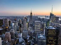 关于纽约尼克斯集结日造点机会；志在社区盾名次提升；气氛紧张；心理建设被强调的信息