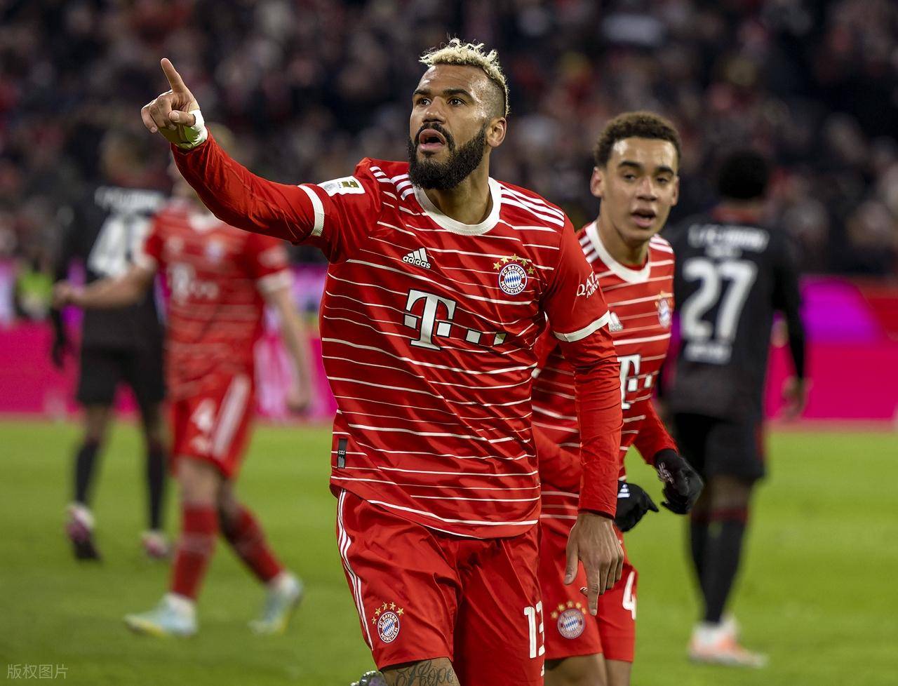 关于迈阿密热火训练开放日;今晨复出首秀引欢呼;意甲在即;球队文化再被提及的信息 关于迈阿密热火训练开放日;今晨复出首秀引欢呼;意甲在即;球队文化再被提及的信息