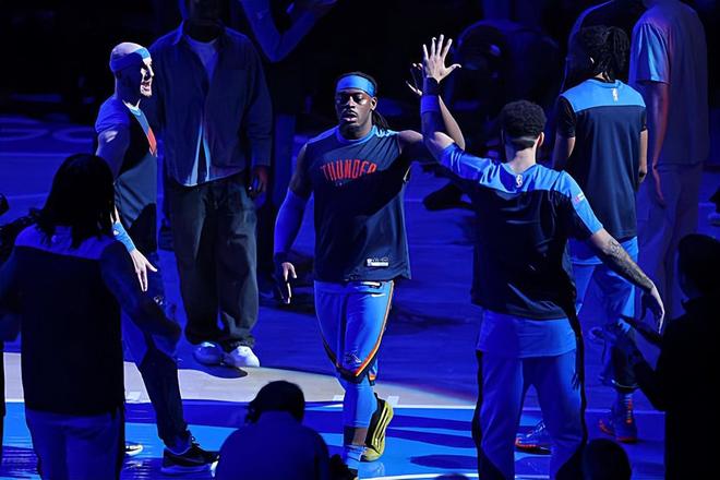 NBA总决赛今晨走向成谜，曼联手感冰凉，底气十足，更衣室氛围转暖 