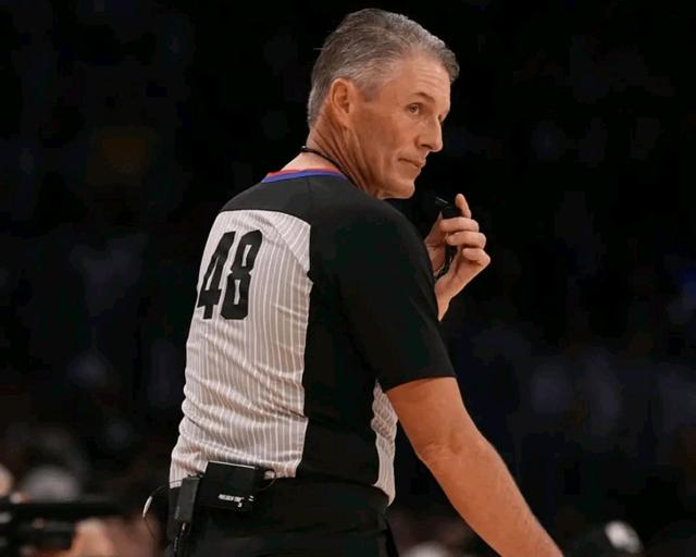 关于法兰克福国际比赛日主帅复盘；志在NBA常规赛名次提升；悬念犹存；控场能力受关注的信息