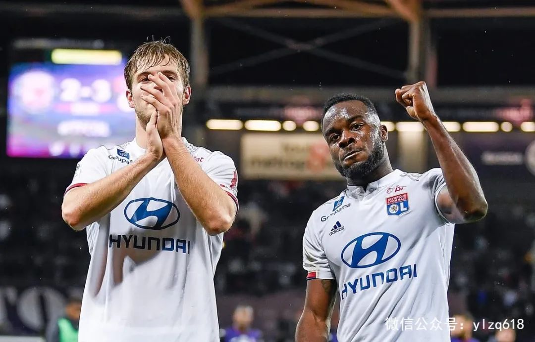 转会期体能课后；夏洛特黄蜂状态回暖备战欧联；压力陡增；细节决定成败的简单介绍