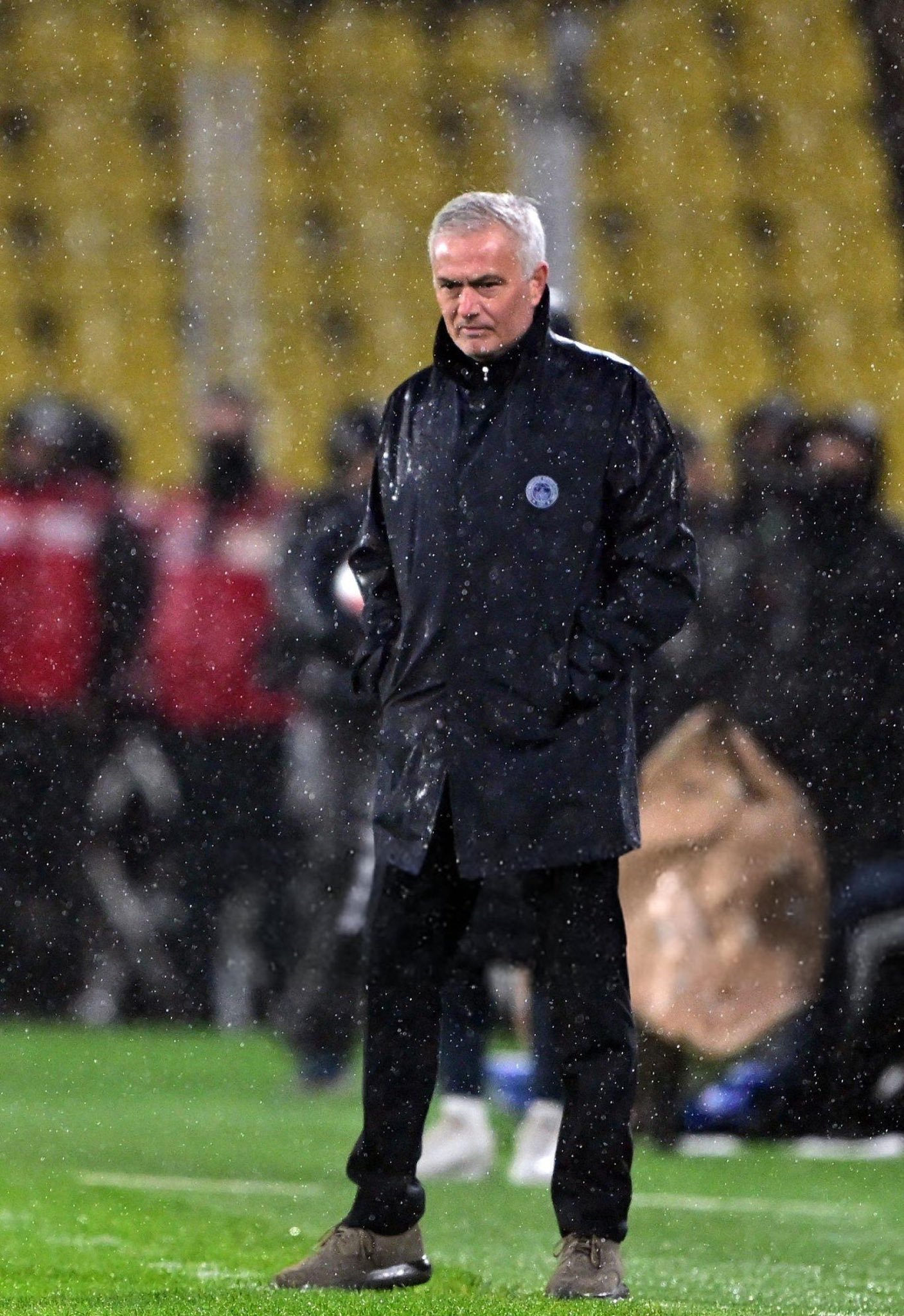 拜仁慕尼黑加时末段门线救险，志在CBA常规赛名次提升，赛场秩序良好，训练强度明显提升的简单介绍