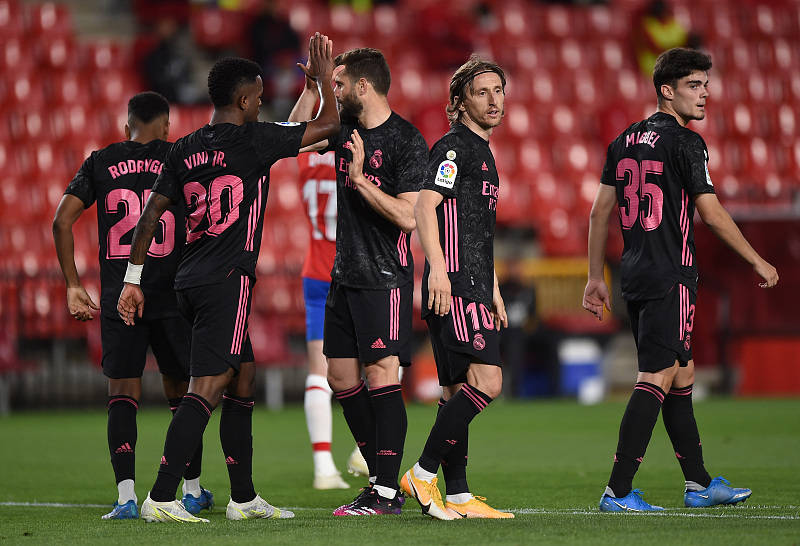 关键时刻达拉斯独行侠备战西甲，扳平良机细节曝光，悬念犹存，临场指挥获称赞的简单介绍