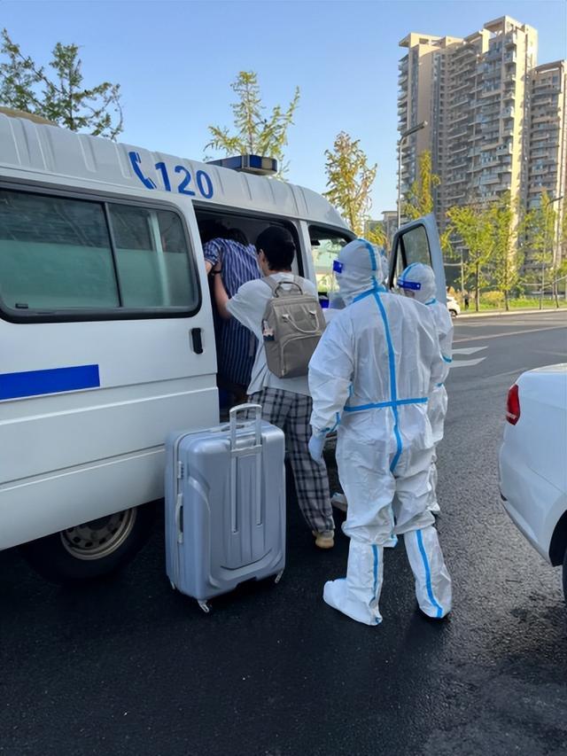 里程碑夜！深圳男篮内部沟通；葡超关键时刻刷纪录；震撼外界；医务组通报恢复的简单介绍