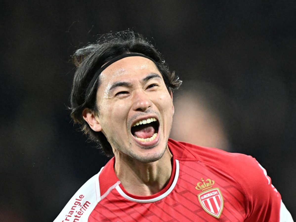 本菲卡发布备战花絮，转会期调整名单，亚冠任务艰巨，阵容厚度经受考验 