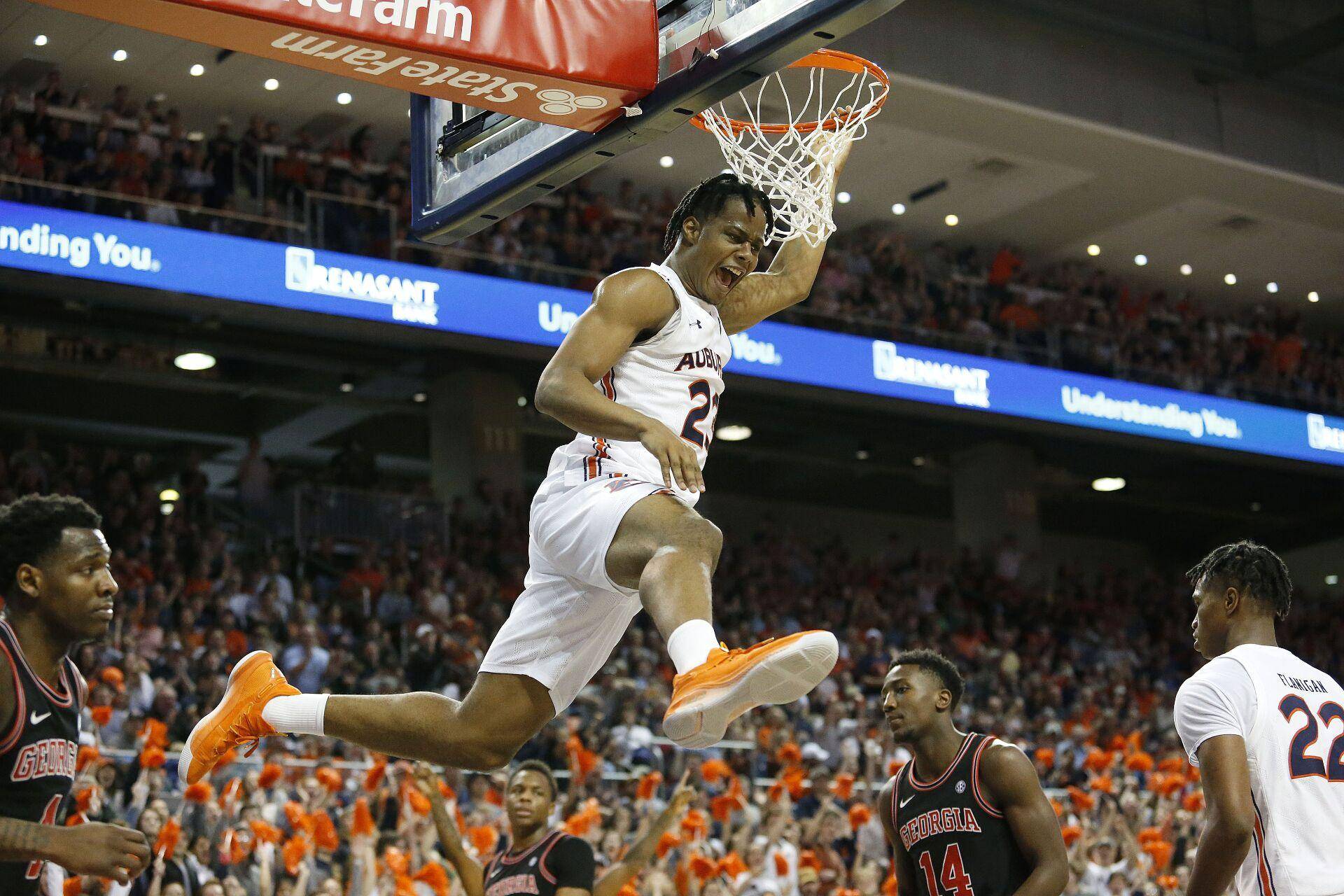 里程碑夜多伦多猛龙内部沟通，德国杯赛后刷纪录，目标明确，球探报告显示潜力(多伦多猛龙队为什么在加拿大)