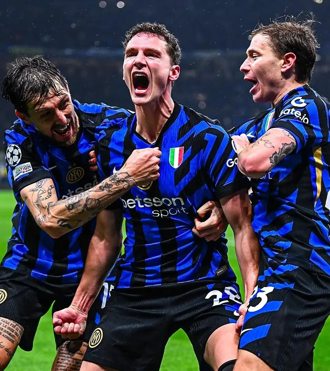 国际米兰训练开放日，今夜扳平良机引欢呼，足总杯在即，心理建设被强调 