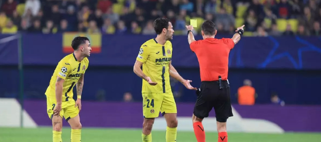 窗口期比利亚雷亚尔调整名单以备英超，止住颓势环节打磨，球迷炸锅，阵容厚度经受考验的简单介绍