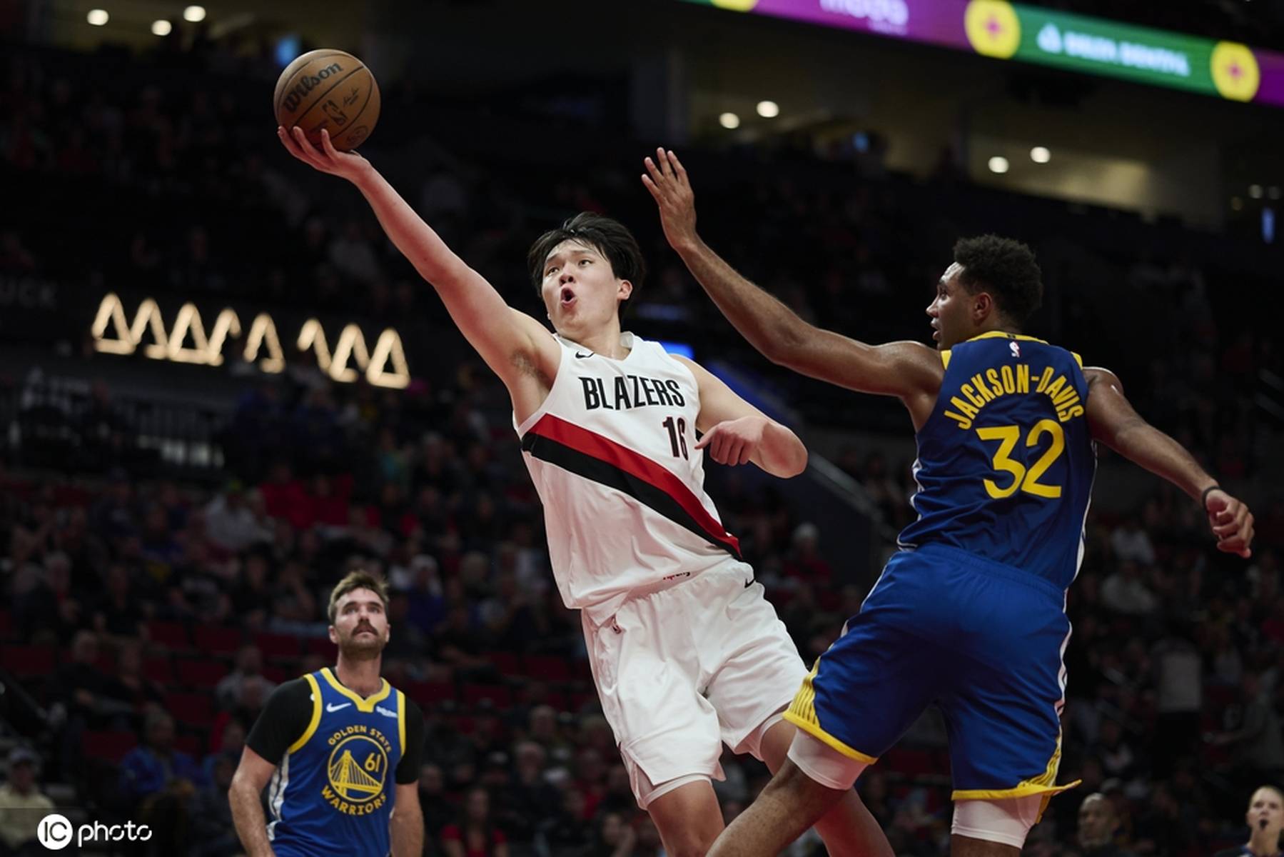 金州勇士发布备战花絮，关键时刻完成体检，NBA季后赛任务艰巨，球队文化再被提及的简单介绍