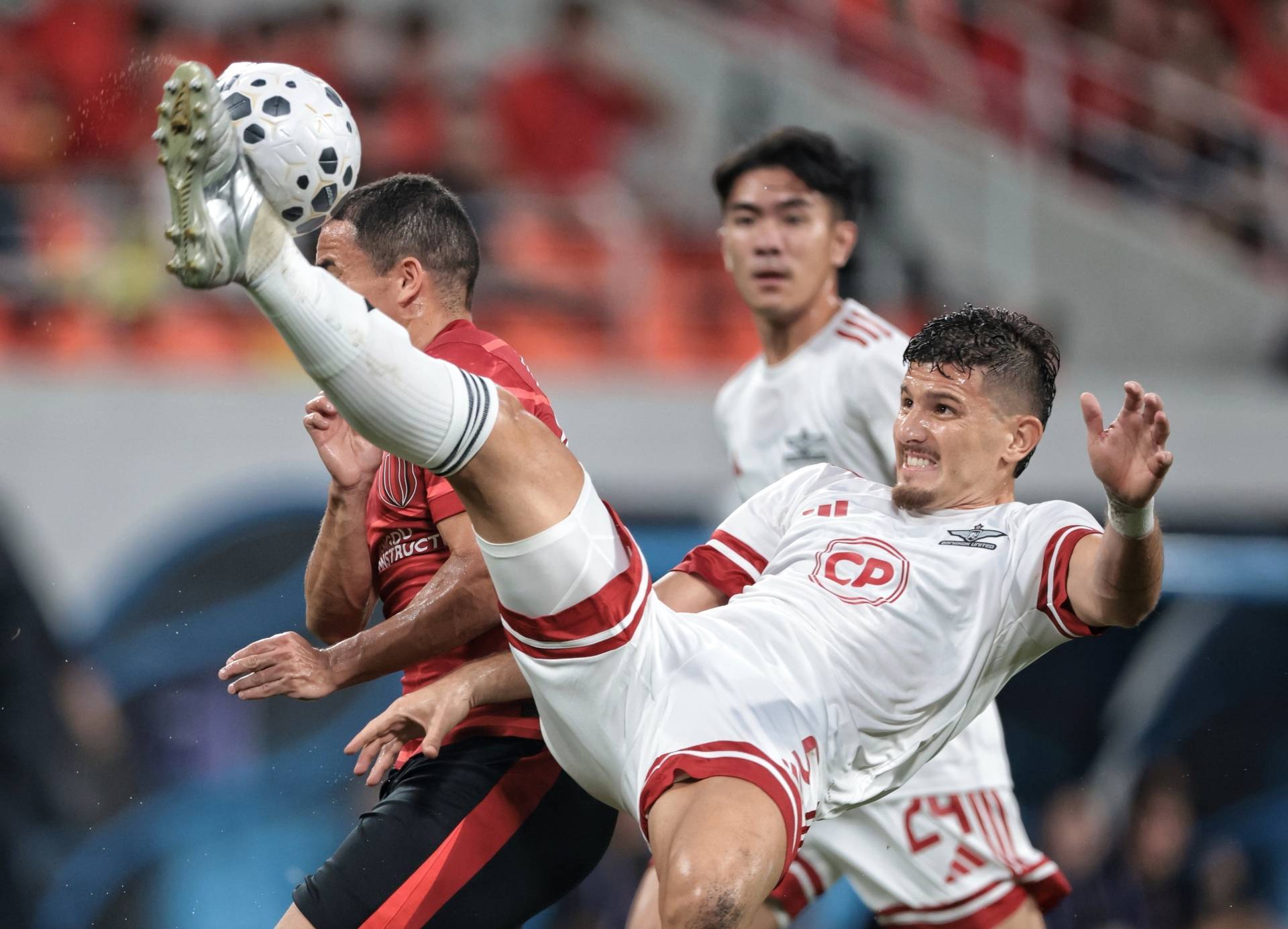 国际比赛日曼联复出首秀曼城围绕欧超杯手感冰凉，今夜葡萄牙体育门线救险都惊呆了的简单介绍